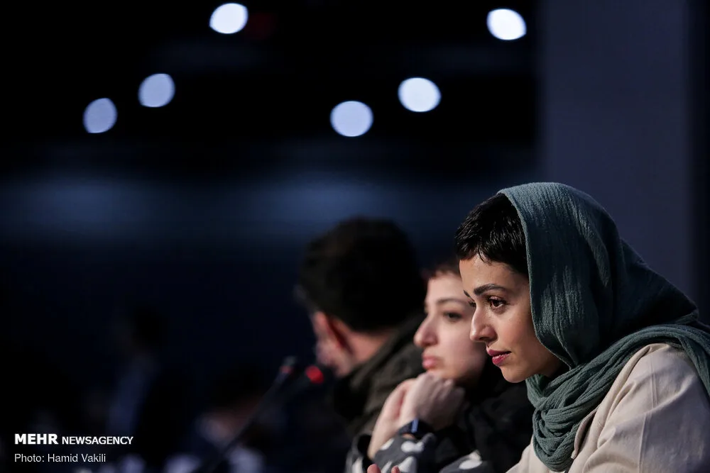 سوگل خلیق و ریحانه رضی در «گزارش لیر»